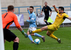 Stuart Hendrie - Rugby Town 3-2 Shepshed Dynamo - April 2018 - Rugby Town FC